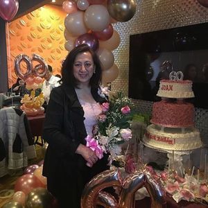 Meet your Posher, Joan